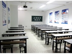 南通育婴师培训班，孕期又长青春痘