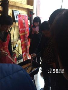 湖南有学做盐焗鸡的地方吗?到长沙小吃培训 湖南有学做盐焗鸡的地方吗?到长沙小吃培训
