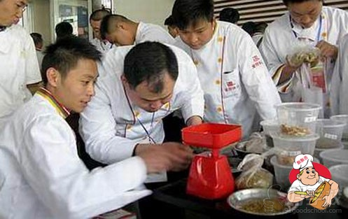 飘飘香餐饮学校授课现场