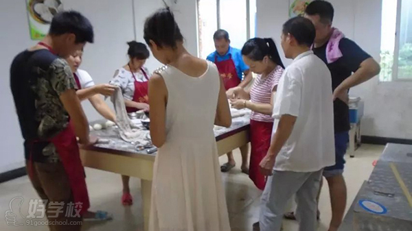 华媛餐饮-教学场景