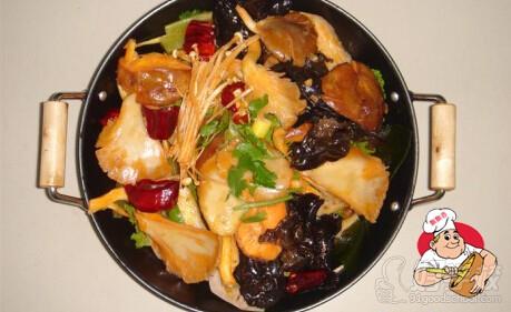 麻辣香锅美食成品 麻辣香锅美食成品