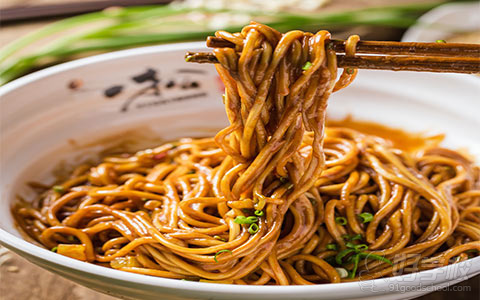 热干面美食成品