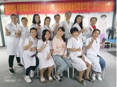 安顺正规催乳师，产后康复，母婴护