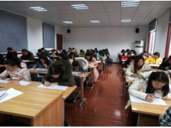 提升下学历是没毛病滴