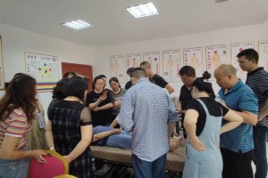 贵州中医培训学校 中医针灸正骨推拿培训班