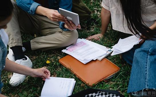 成都朗阁雅思培训中心