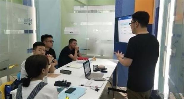 成都新航道学校