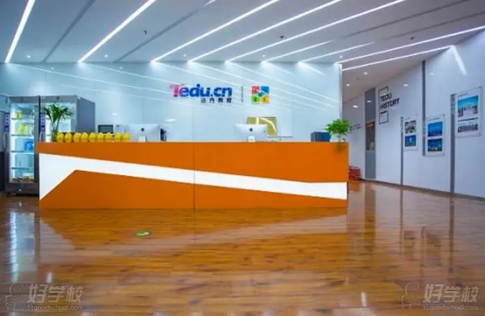 在大学如何学好平面设计专业方法