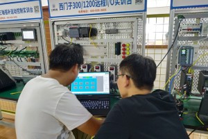 昆山哪里学习plc编程(哪里有工业机器人培训什么学校好)