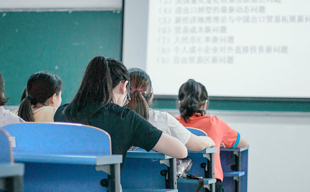 如何提高雅思听力辩音技能