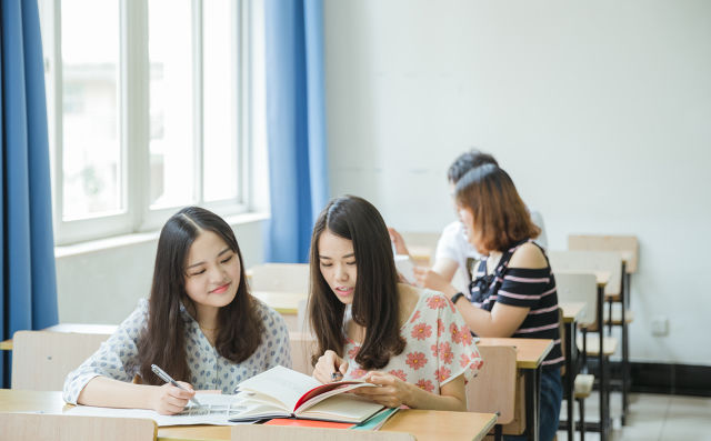 雅思考试提前多久报名