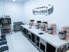 广州南沙区哪家西点烘焙培训机构好(蛋糕的制作有哪些做法)