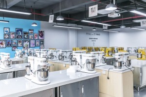 深圳宝安西点咖啡培训学校(奶茶店室内外装修设计技巧)