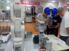 南通正在中高端机器人研制方面发力