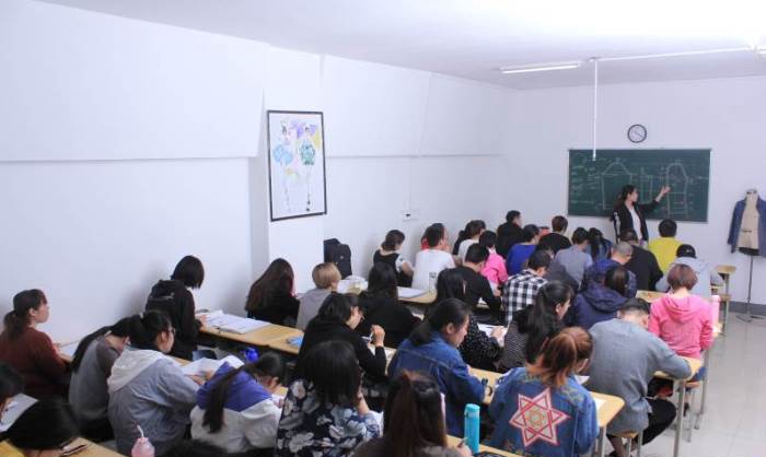 理论知识教学 理论知识教学