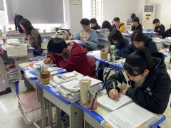 郑州捷登高考学校高三全托课程怎么样？适合复读生吗？